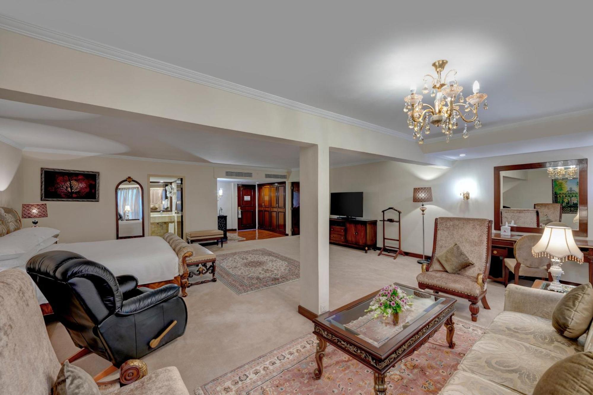 Karachi Marriott Hotel Εξωτερικό φωτογραφία